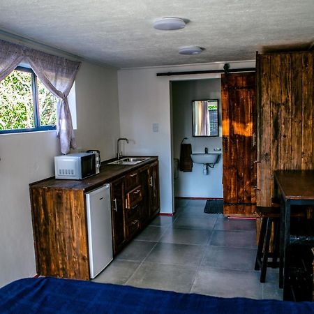 Peaceful 1-Bedroom Flatlet, 10 Min From The Beach Кейптаун Екстериор снимка