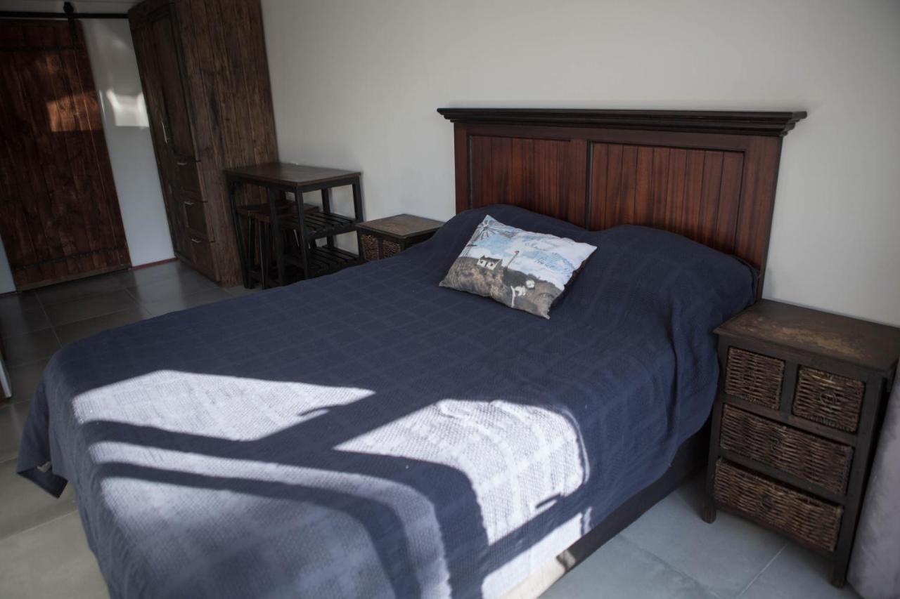 Peaceful 1-Bedroom Flatlet, 10 Min From The Beach Кейптаун Екстериор снимка